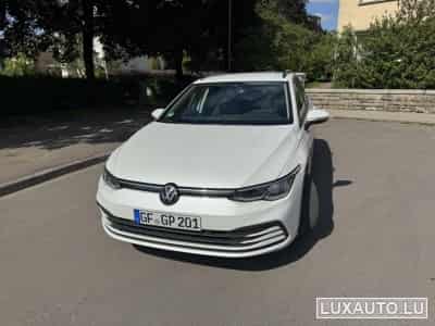 VW Golf 8 (2021) - Photo 2
