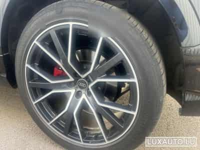 Audi Q8 S-line (2022) - Photo 13