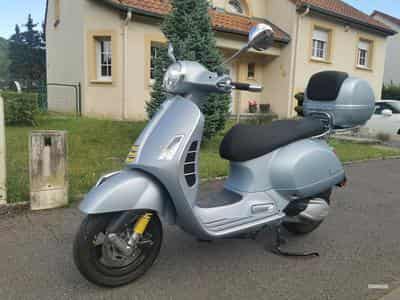 Vespa GTS Vespa GTS 300 SuperTec (2021) - Photo 1