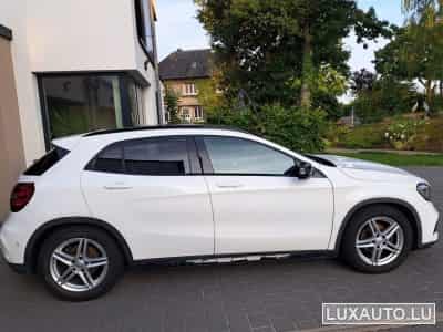 Mercedes GLA 180 AMG Line / night edition (2018) - Foto 2