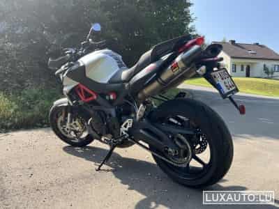 Aprilia Shiver Ligne Akrapovic (2019) - Foto 3