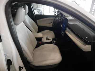 Ford Mustang Mach-E AWD 99kWh Extended Range 351cv/258kW - A1 GAR 0182031 (2023) - Foto 10