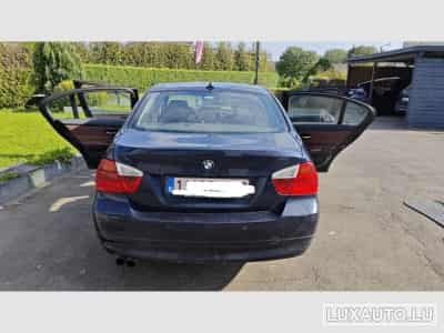 BMW 325 (2006) - Photo 2