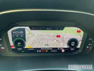 Audi Q3 S-line (2022) - Photo 8