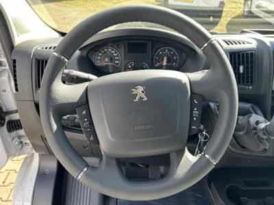 Peugeot Boxer Plateau DC 435 L3 (2024) - Foto 12