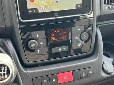 Peugeot Boxer Plateau DC 435 L3 (2024) - Foto 15