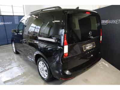 VW Caddy V Life (2024) - Photo 3