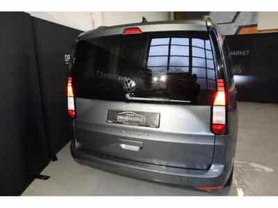 VW Caddy V Life (2024) - Photo 12