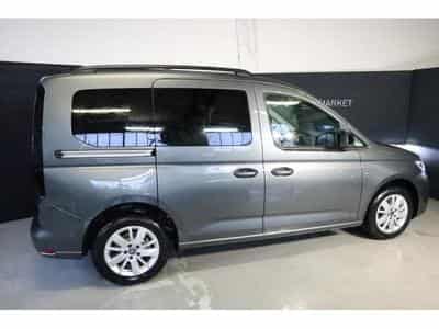 VW Caddy V Life (2024) - Photo 14