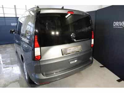 VW Caddy V Life (2024) - Photo 10