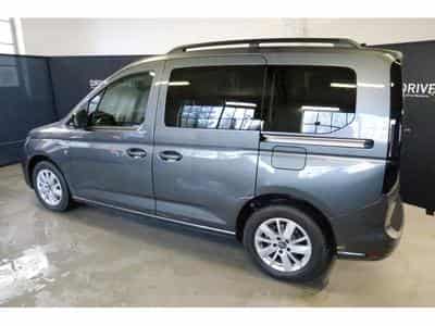 VW Caddy V Life (2024) - Photo 11