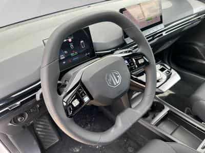 MG MG4 STANDARD (2023) - Photo 3