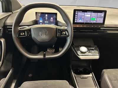 MG MG4 LUXURY X POWER (2024) - Photo 8