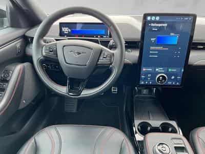 Ford Mustang Mach-E Premium (2023) - Photo 10