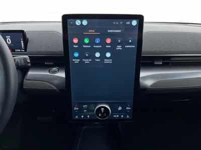 Ford Mustang Mach-E GT (2023) - Photo 14