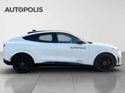 Ford Mustang Mach-E GT (2023) - Photo 5