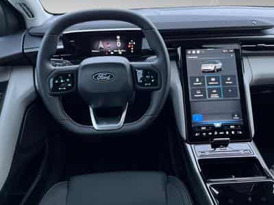 Ford Explorer (2024) - Photo 8
