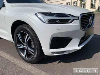 Volvo XC60 R-Design (2019) - Photo 9