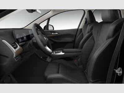 BMW 218 d LuxuryLine DAB LED RFK Komfortzg. Shz PDC (2024) - Foto 3