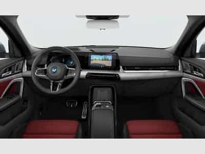 BMW iX2 30xDrive M Sport M Sportpaket Head-Up DAB (2024) - Foto 3