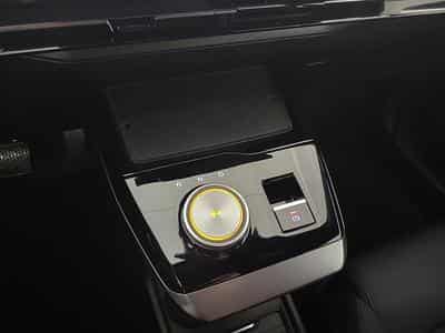 MG MG4 STANDARD (2023) - Photo 10