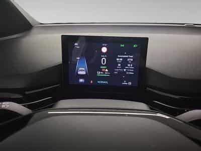 MG MG4 STANDARD (2023) - Photo 2