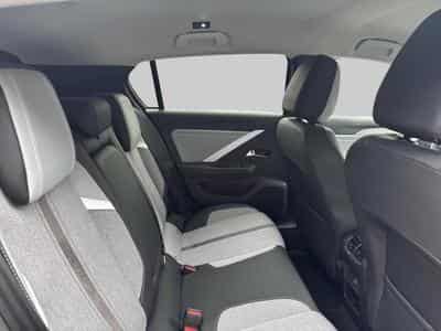 Opel Astra Elegance EAT8 (2023) - Foto 10