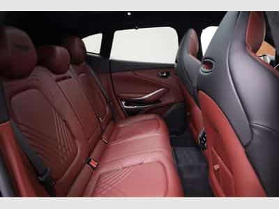 Aston-Martin DBX 4.0 V8 550 (2021) - Photo 10