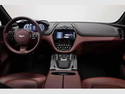 Aston-Martin DBX 4.0 V8 550 (2021) - Photo 11