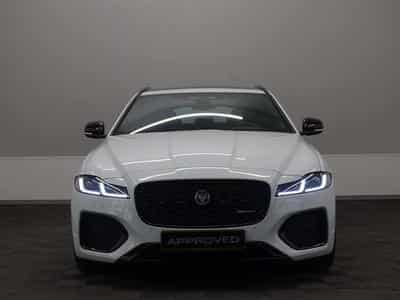 Jaguar XF D200 R-Dynamic SE RWD Auto (2024) - Photo 2