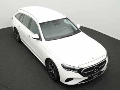 Mercedes E 200 T. Avantgarde Digital+AHK+360°+Memory (2023) - Photo 12