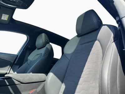 Audi A6 Edition Blu Avant e-tron (2025) - Foto 13