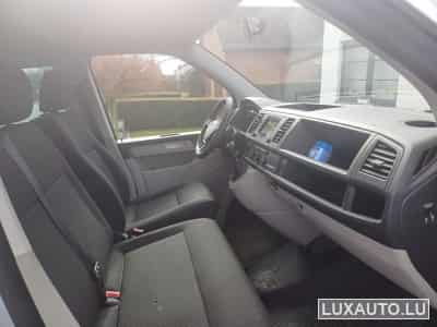 VW Caravelle (2017) - Foto 6