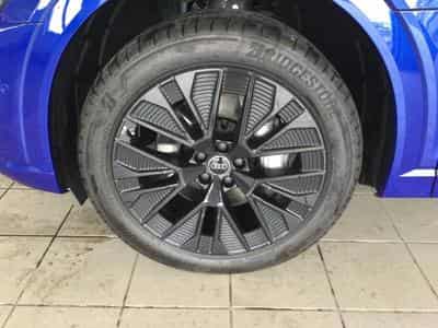 Audi Q8 Sportback e-tron s-line (2025) - Photo 6