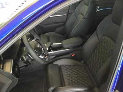 Audi Q8 Sportback e-tron s-line (2025) - Photo 7