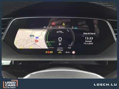 Audi Q8 S line (2025) - Photo 10