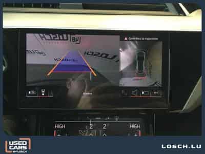 Audi Q8 S line (2025) - Photo 12