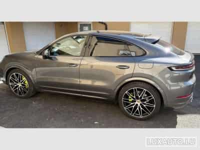 Porsche Cayenne Coupe FACELIFT E-Hybrid / PANO / Bose / Écran Passager (2024) - Foto 2