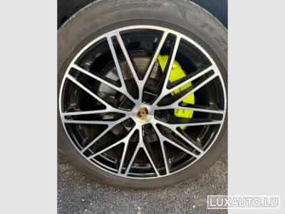 Porsche Cayenne Coupe FACELIFT E-Hybrid / PANO / Bose / Écran Passager (2024) - Foto 5