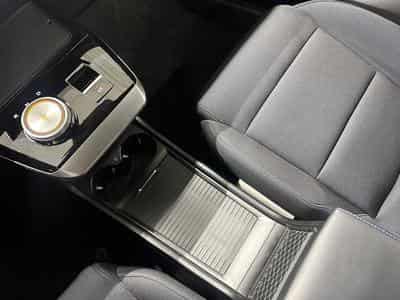 MG MG4 STANDARD (2023) - Photo 10