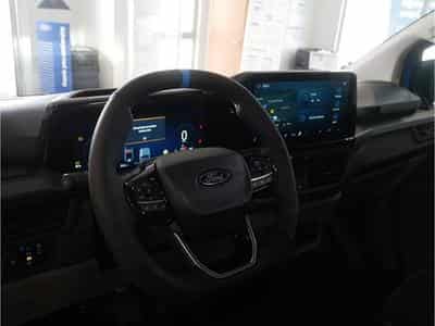 Ford Transit FOURGON 320S MS-RT 2.0TD170 T6.2 A8 4WD SWB 2.0 170ch (2025) - Foto 6