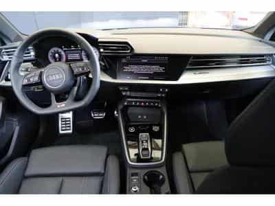 Audi A3 Sportback S Line (2024) - Photo 2