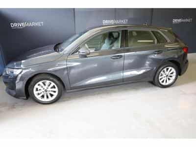 Audi A3 Sportback S Line (2024) - Photo 13