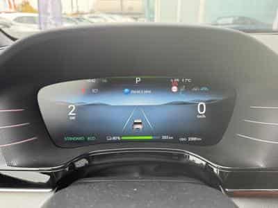 BYD TANG EXECUTIVE (2024) - Photo 12