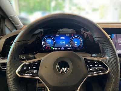 VW Golf Golf Variant VIII R-Line (2022) - Photo 8
