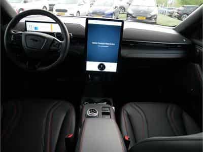 Ford Mustang Mach-E Premium AWD 99kWh Extended Range 351ch/258kW - A1 (2025) - Foto 4