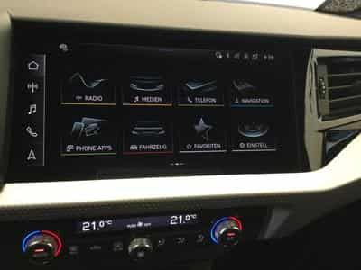 Audi A1 Sportback S line (2025) - Photo 7