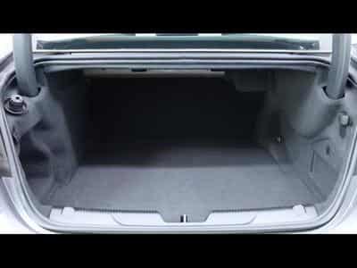 Jaguar XE D200 R-Dynamic S RWD Auto (2024) - Photo 6