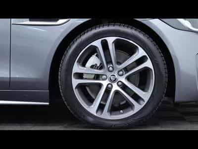 Jaguar XE D200 R-Dynamic S RWD Auto (2024) - Photo 7
