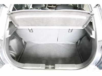 Suzuki Swift GL+ (2025) - Photo 5